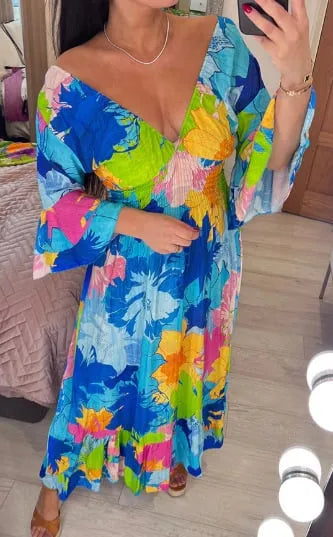 Plus Size V-neck Floral Seaside Vacation Loose Dress🌊