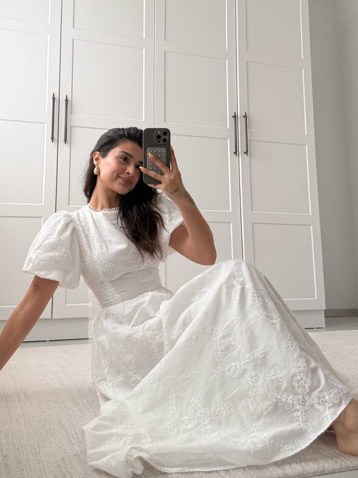 Princess White Lace Puff Sleeve Dress