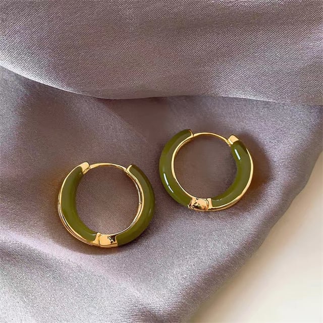 🎁Elegant And Fashionable Hoop Earrings