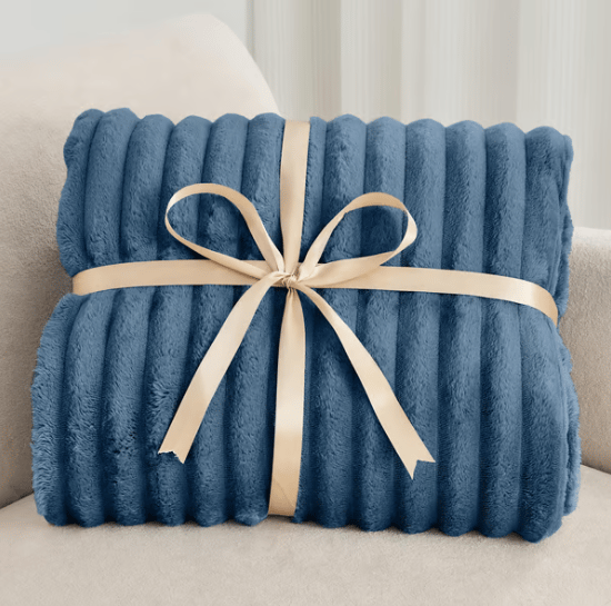 🔥Popular thickened plush nap blanket
