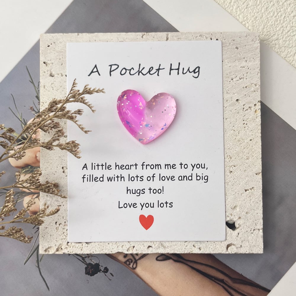 🌈🩷Exquisite Pocket Hug Heart with Greeting Cards