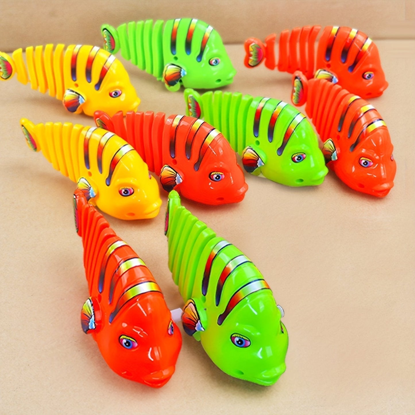 Clockwork Swinging Cartoon Fish Toys