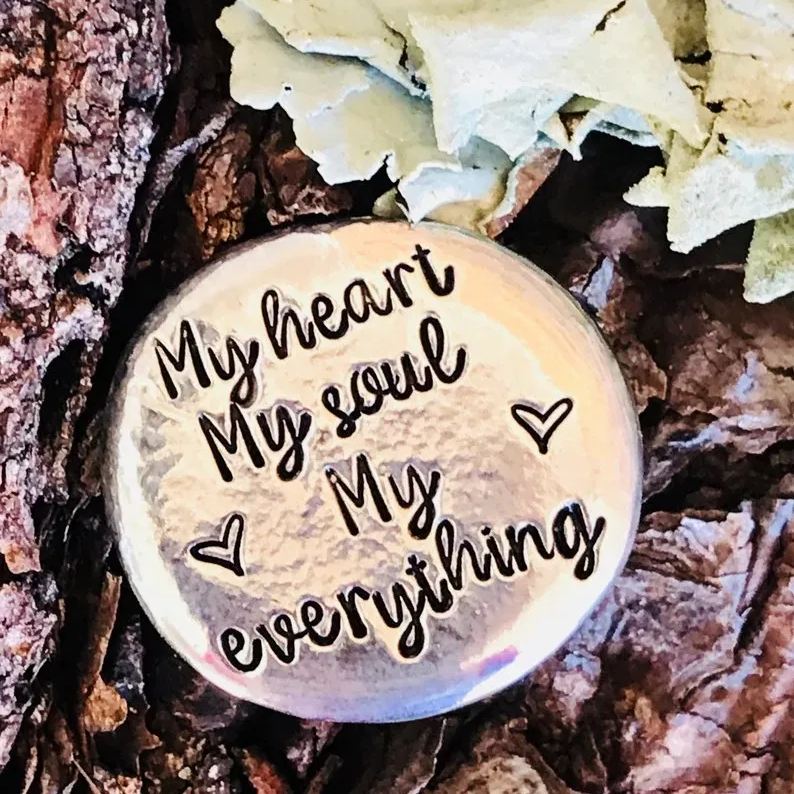 🎁Heart Feeling Pocket Pebble