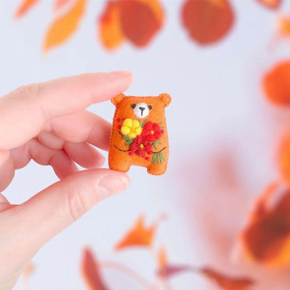 Little Pocket Hug Flowers Bouquet Bear
