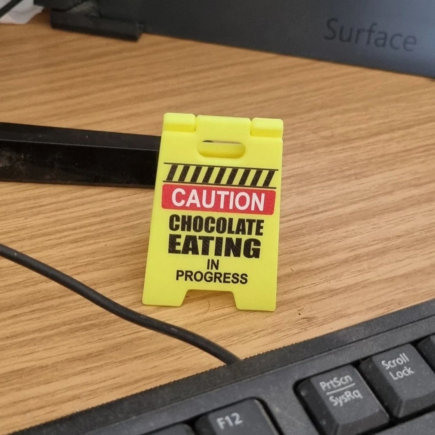 🤣Funny Desk Hazard Caution Sign