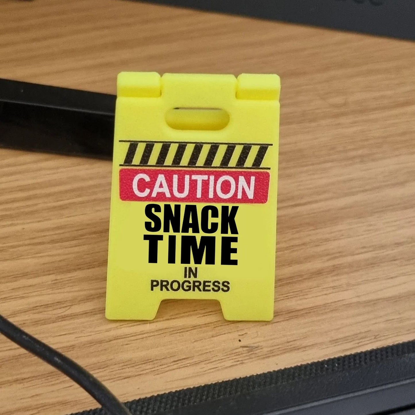 🤣Funny Desk Hazard Caution Sign