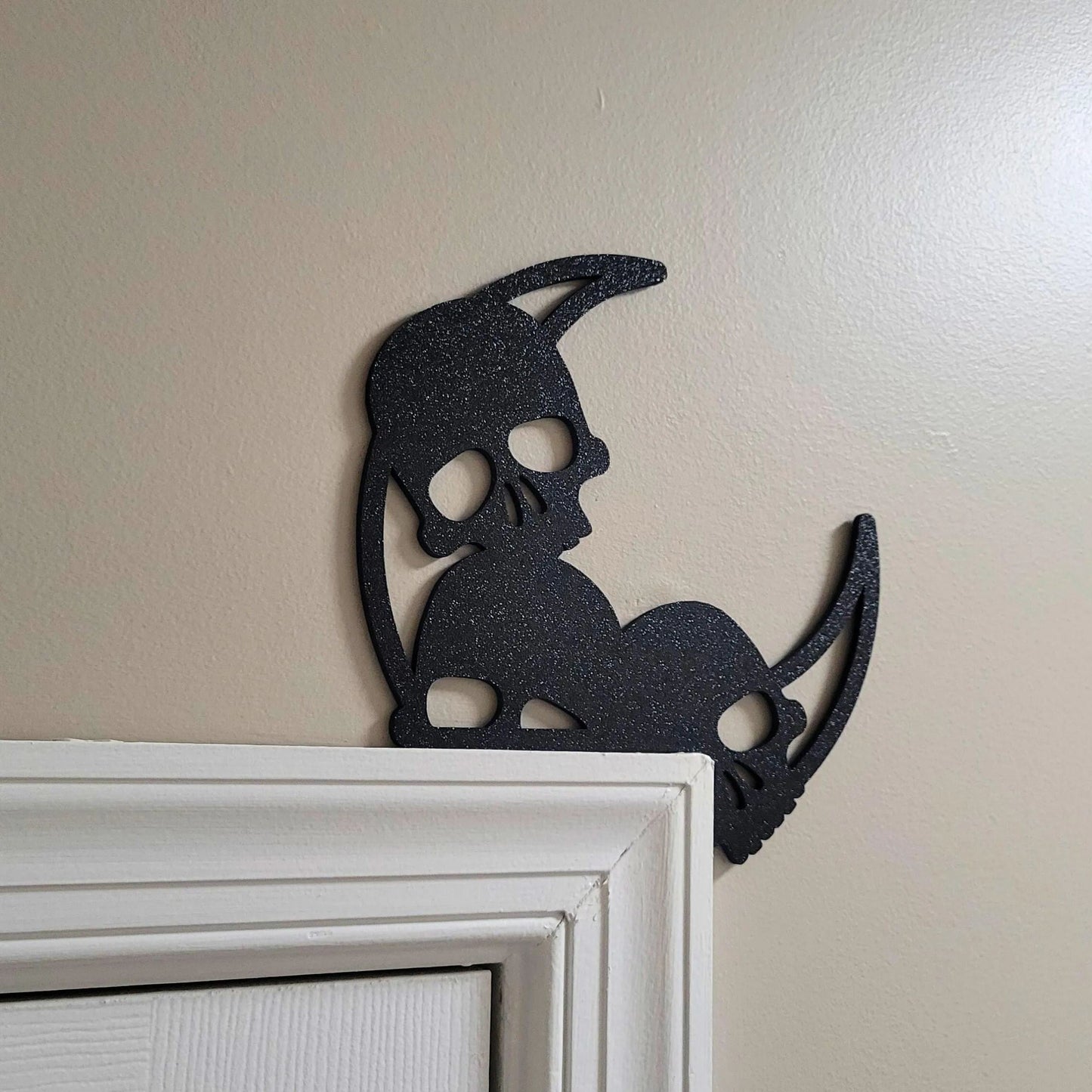 Metal Halloween Moon Door Corner Topper Decoration