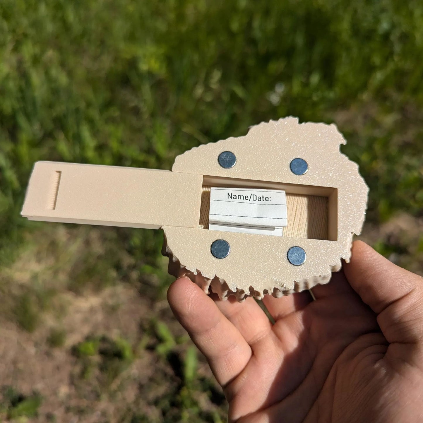 🐝Wasp Nest Eealistic 3D Printed Geocache with Log and Magnet - Ready to be Hidden!