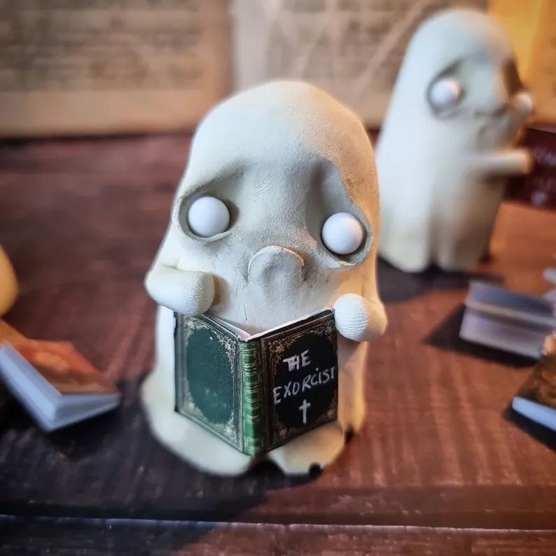 🖤Halloween Ghost Figurine