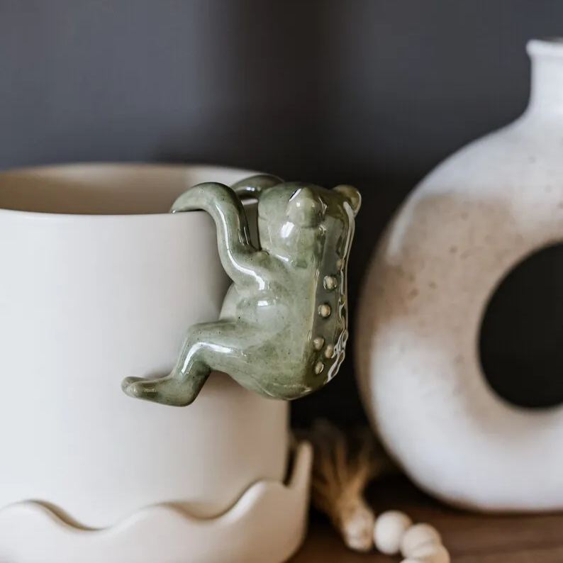 🔥🔥2025 Mother's Day Gift 50% Off--Cute Flower Pot Hugger Figurines