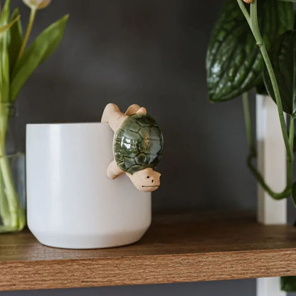 🔥🔥2025 Mother's Day Gift 50% Off--Cute Flower Pot Hugger Figurines