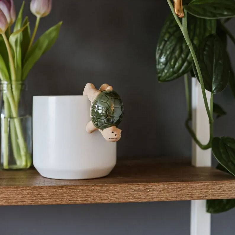 🔥🔥2025 Mother's Day Gift 50% Off--Cute Flower Pot Hugger Figurines