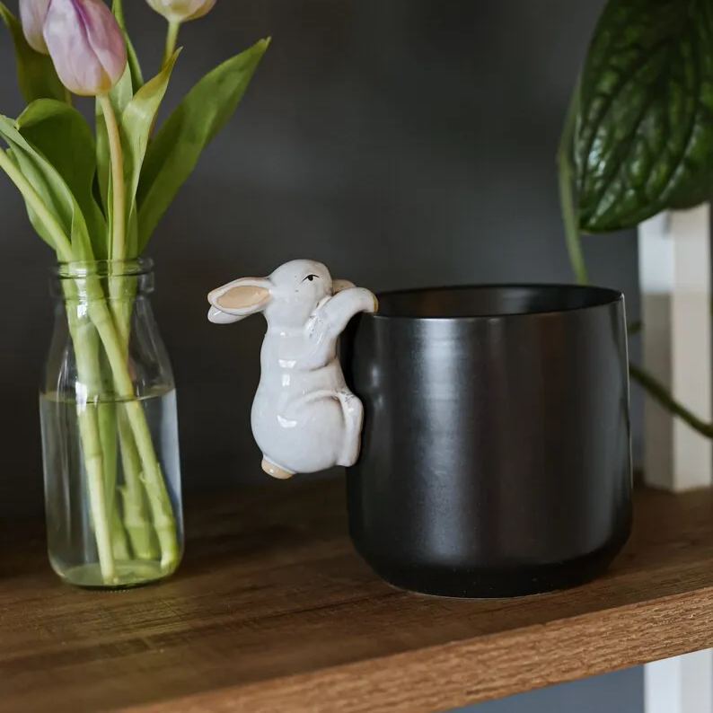 🔥🔥2025 Mother's Day Gift 50% Off--Cute Flower Pot Hugger Figurines