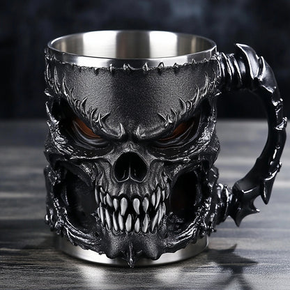 ☠️ Skull Mug of Darkness – Drink Like a Legend