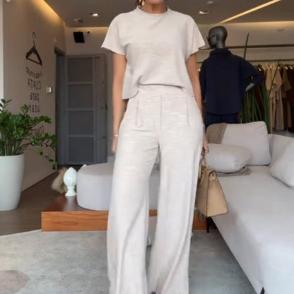 ⏳Limited time 50% off💥Women's two-piece set of plain short-sleeved tops and pants