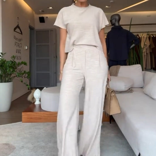 ⏳Limited time 50% off💥Women's two-piece set of plain short-sleeved tops and pants